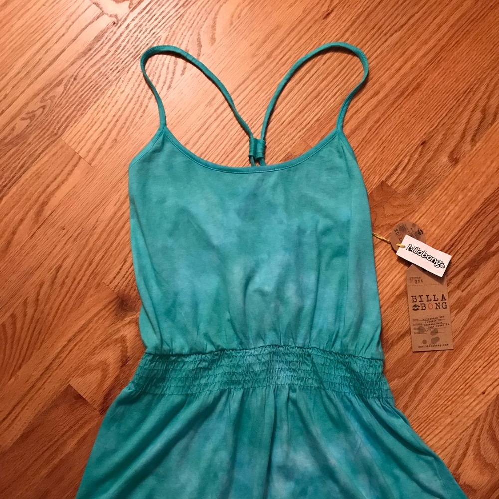 NWT Billabong Top with Gathered Waist